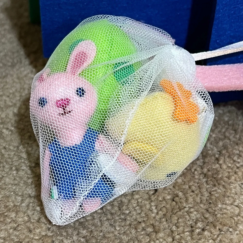 Spritz (Target) Easter Egg Painting Studio Felt Fabric Display w/Bunny Chick Egg